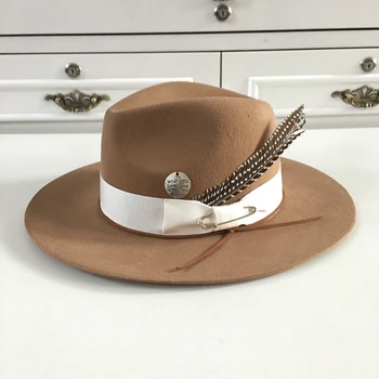2021 nový príchod khaki vlna klobúk pre ženy a mužov s Pin a perie fedoras ručne klobúky podľa hukaili